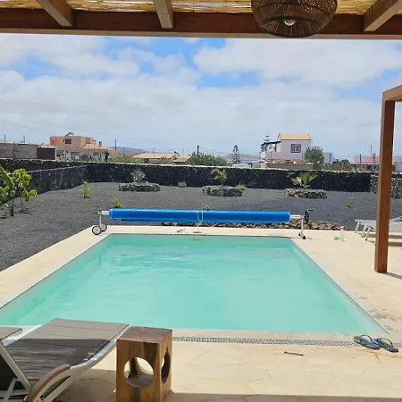 Utopia Villa Lajares