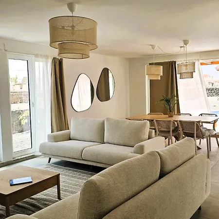 Villa Utopia Lajares