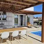 Villa Utopia,