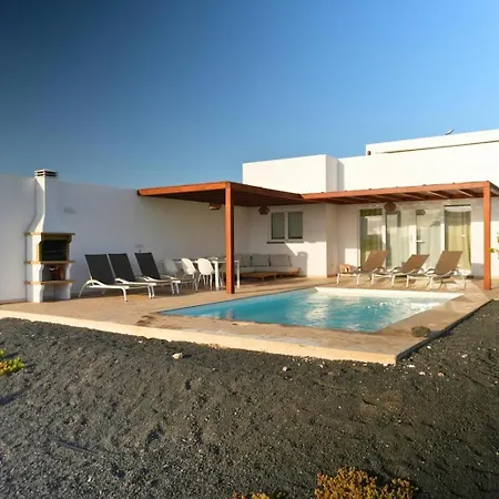 Villa Utopia, *